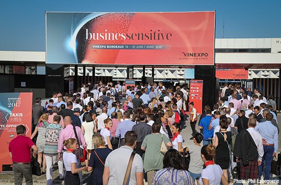 Crowds throng Vinexpo Bordeaux